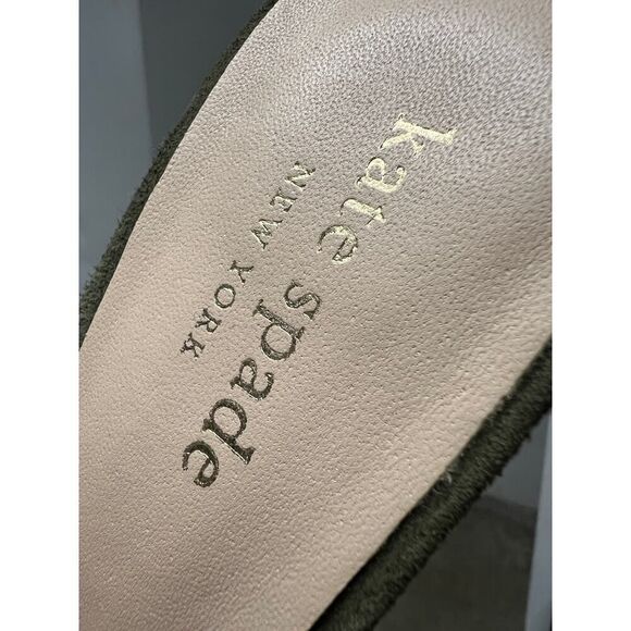 KATE SPADE SCALLOPED GREEN SUEDE OPEN TOE HEELS SIZE 7 - Picture 5 of 8